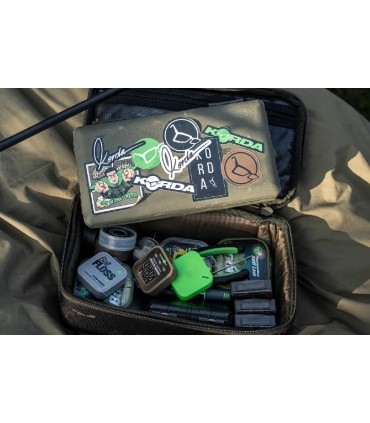 KORDA COMPAC 140 TACKLE POUCH DARK CAMO