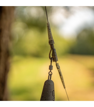 AVID CARP OUTLINE FLECKTONE PINNED LEAD CLIPS