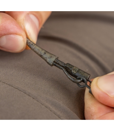 AVID CARP OUTLINE FLECKTONE PINNED LEAD CLIPS