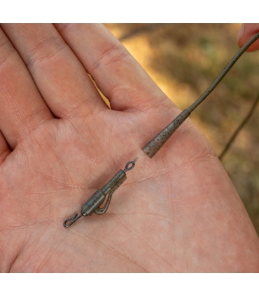 AVID CARP OUTLINE FLECKTONE FUSED QC LEAD CLIPS